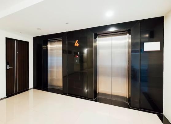 Modernização técnica de elevadores